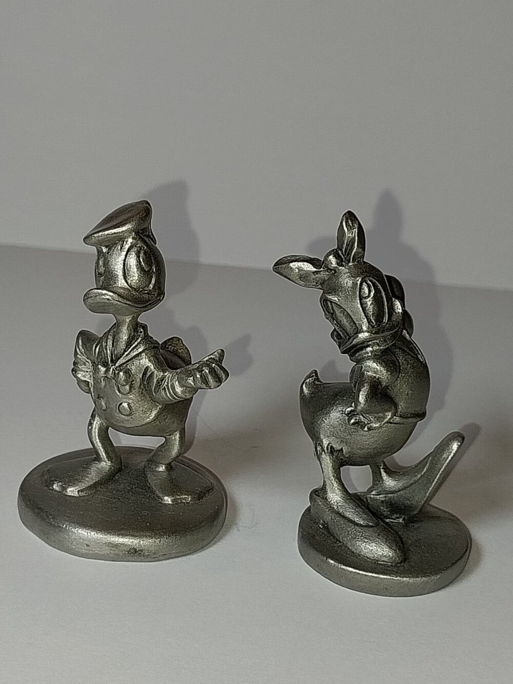 Donald &Daisy Duck Figurines Hudson Fine Pewter